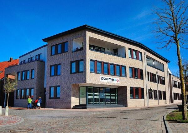 Bild vergr&ouml;&szlig;ern: Neustadt Gesch&auml;ftsstelle